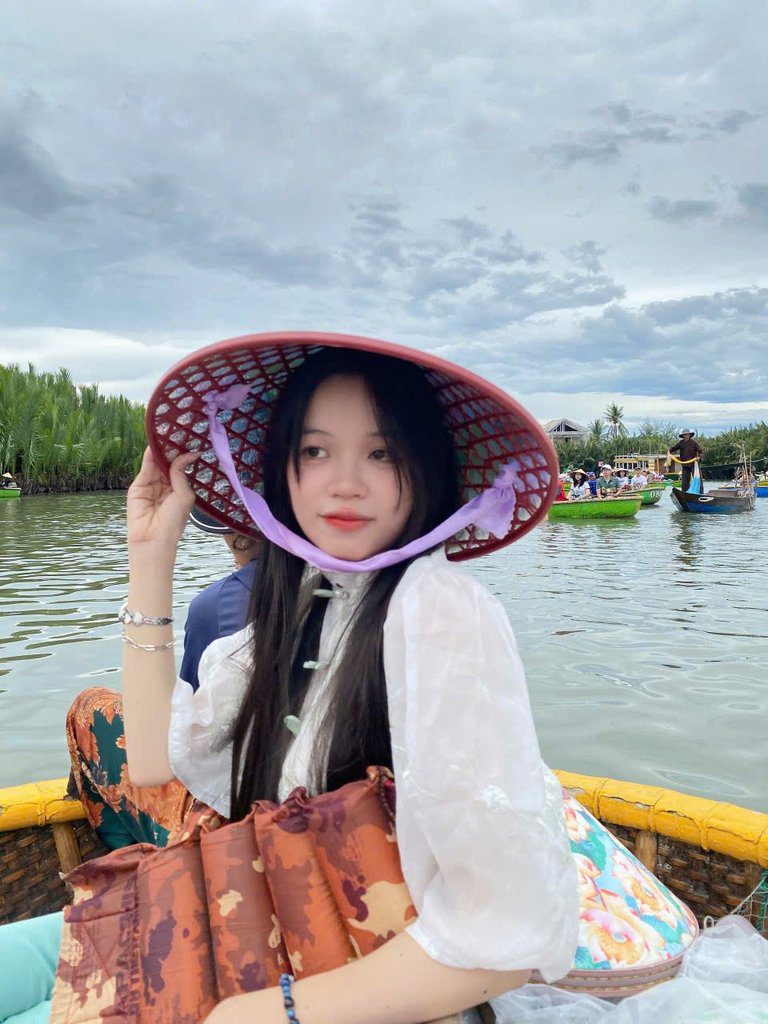 Ảnh chân dung Kim Nhiên